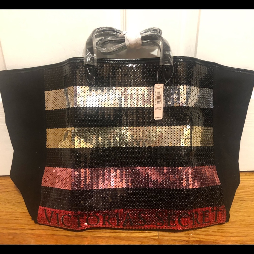 NWT Victoria’s Secret Sequin Tote & Wristlet
